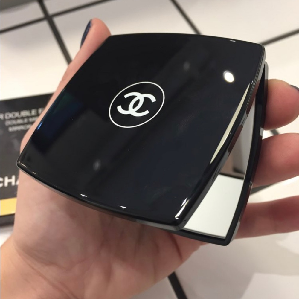New Black Double Mirror Compact - Picture 2 of 2